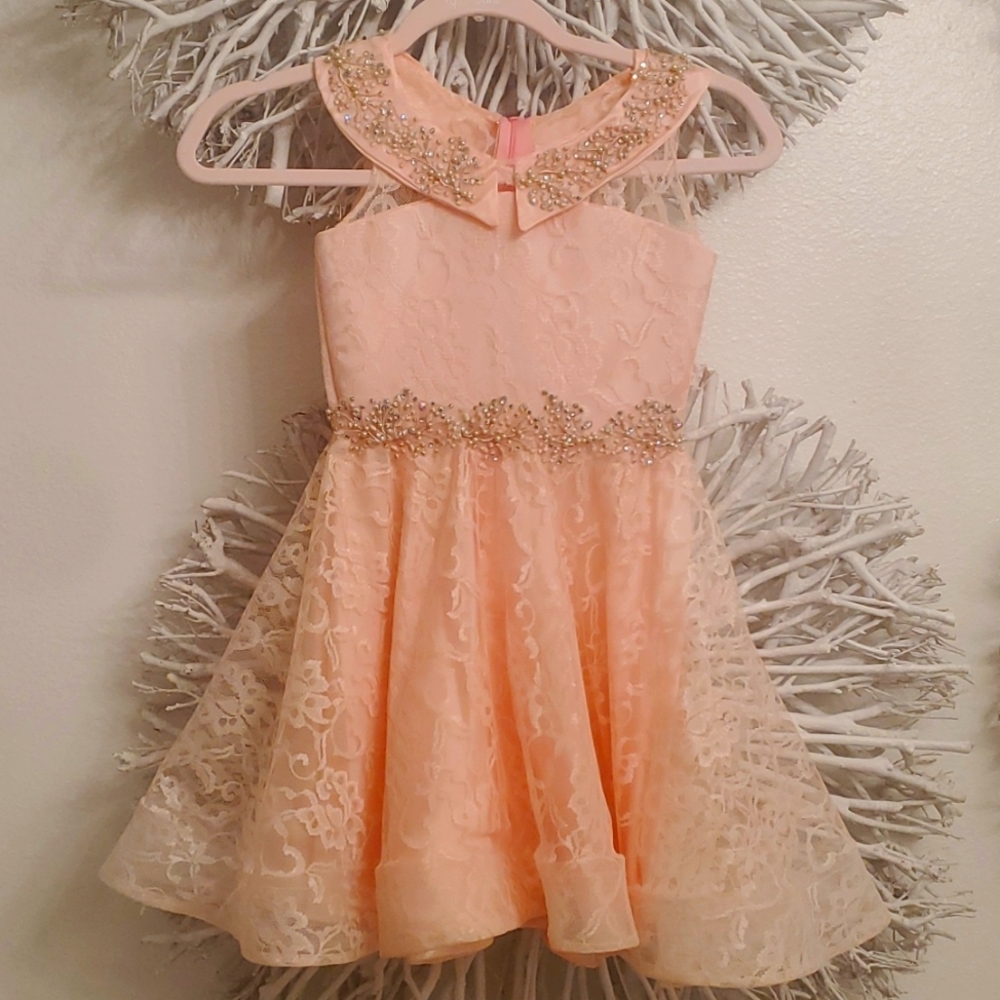 Custom design 🎀🌸 Girls dress